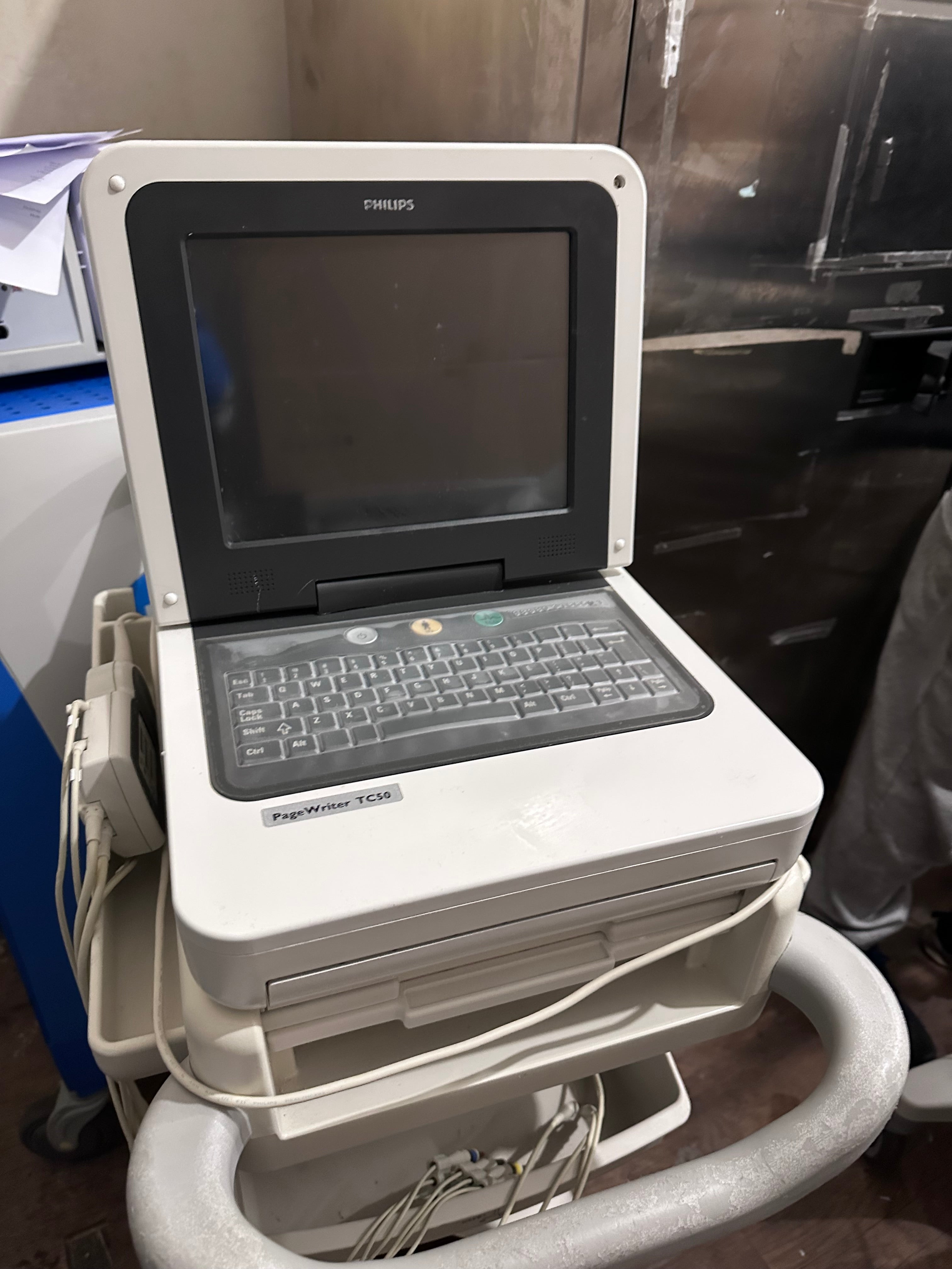 Philips PageWriter TC50 Touchscreen ECG Cardio Monitor w/ Stand & Patient Leads