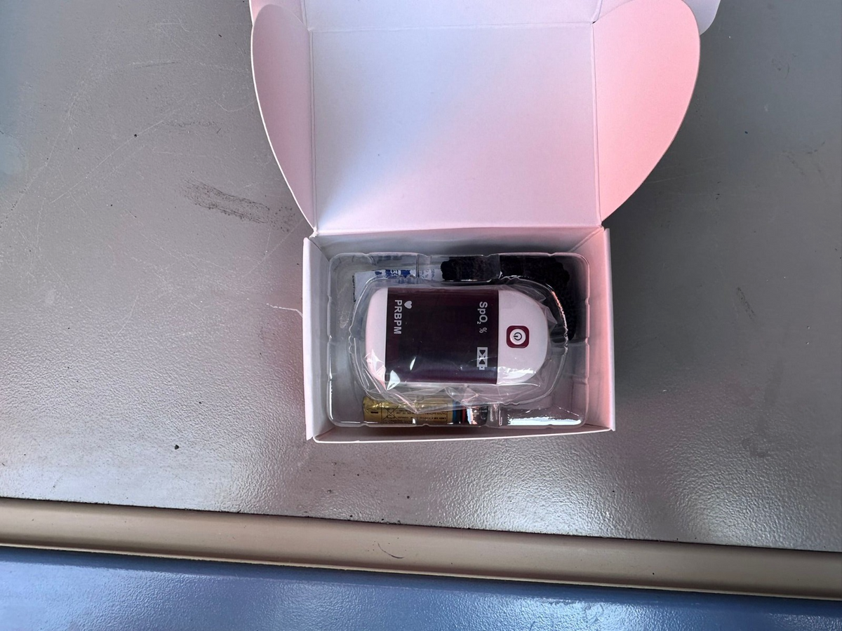 Oxywatch Portable Fingertip Pulse Oximeter ChoiceMMed Portable NEW IN BOX