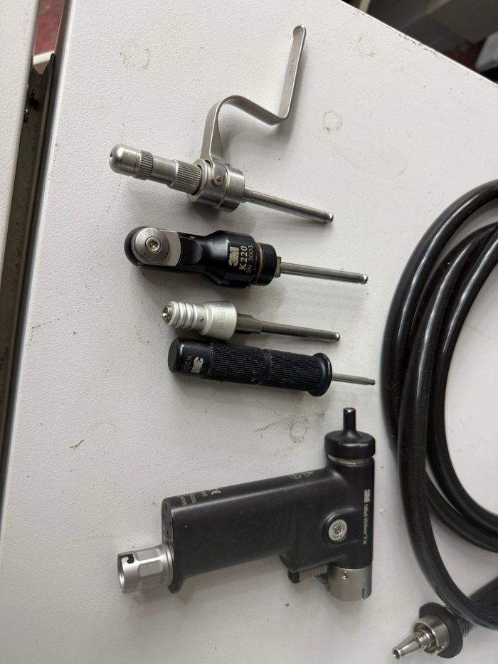 3M Mini Air Pneumatic Driver K200 Handpiece, K220 Sagittal Saw, K111 Wire Driver