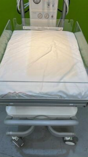 Drager Model GSDTC3 Infant Resuscitative with Mattress