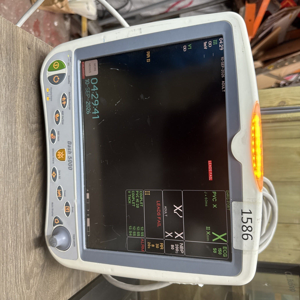 GE Dash 5000 Patient Monitor with SpO2, ECG & NIBP Leads