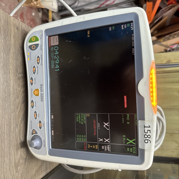 GE Dash 5000 Patient Monitor with SpO2, ECG & NIBP Leads