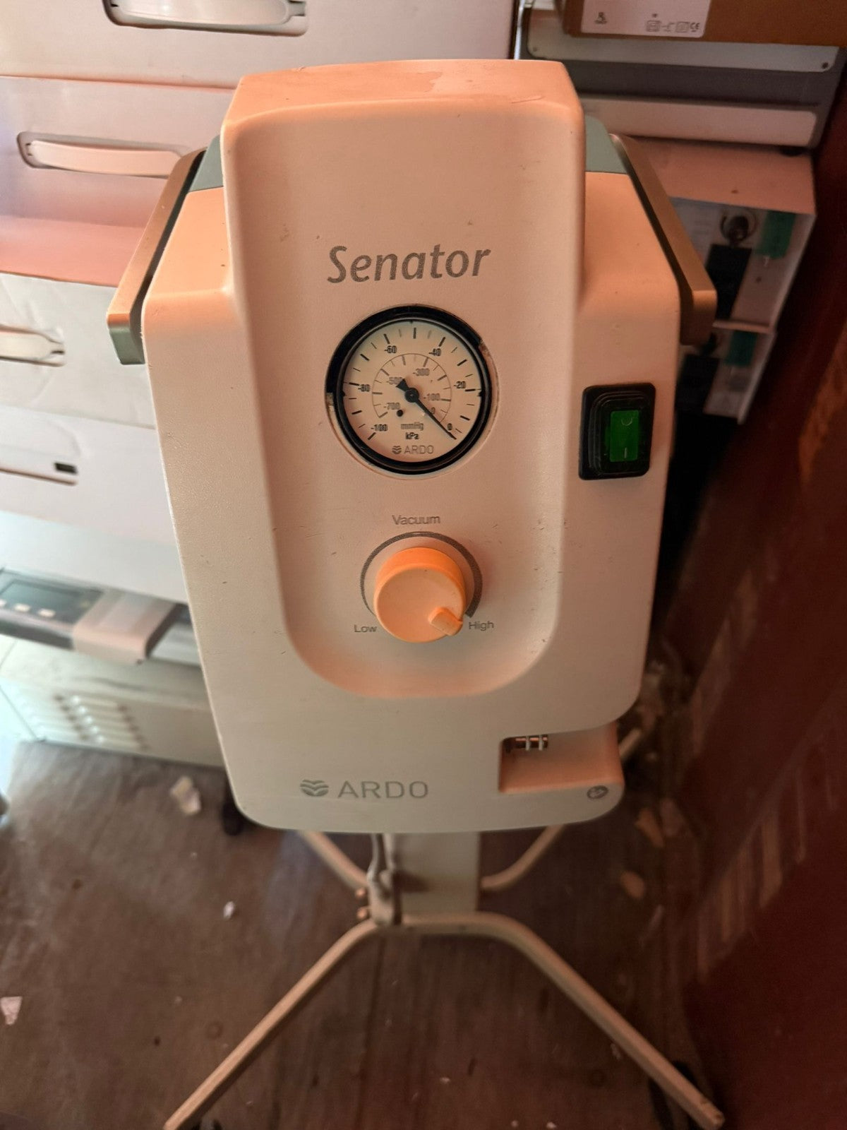 ARDO Senator Suction Pump surgical suction unit