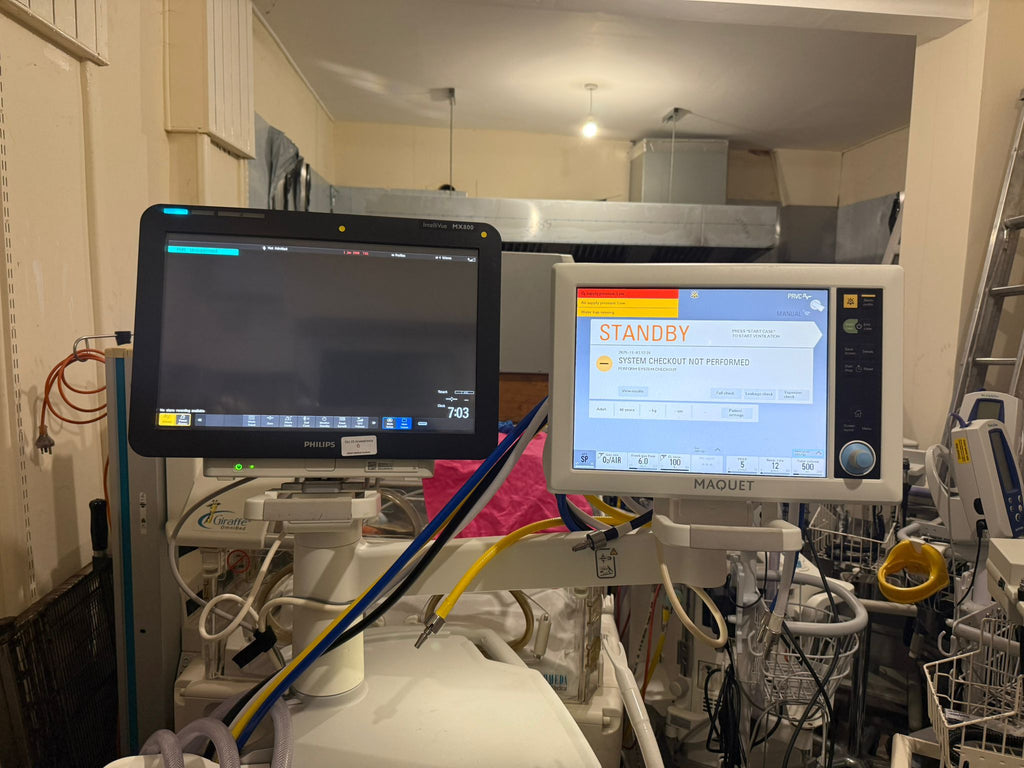 USED Maquet Flow-i Anaesthesia Machine with Hose - System Version 4.9- with monitor