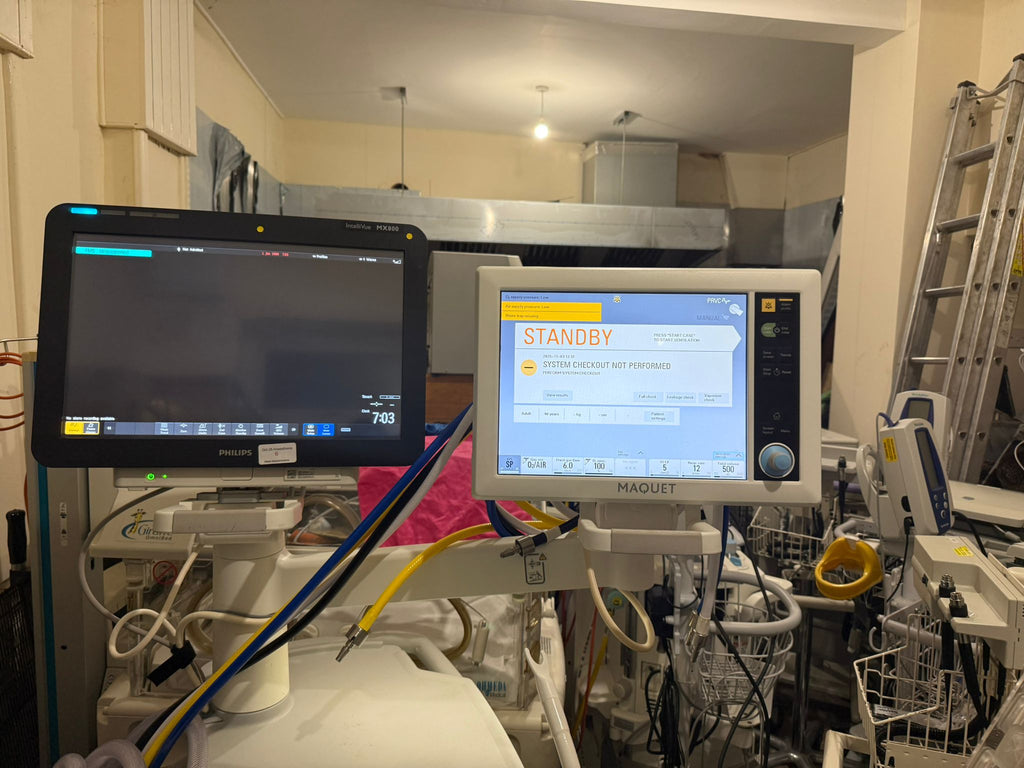 USED Maquet Flow-i Anaesthesia Machine with Hose - System Version 4.9- with monitor