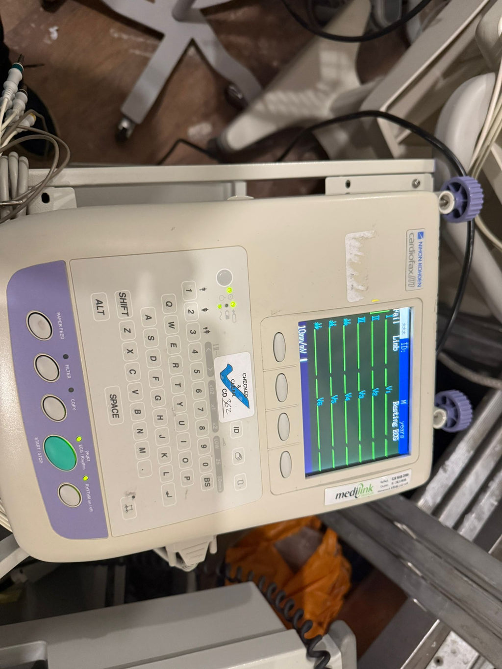 NIHON KOHDEN CARDIOFAX M ECG-1350K PATIENT EKG MACHINE with ECG LEADS AND TROLLEY
