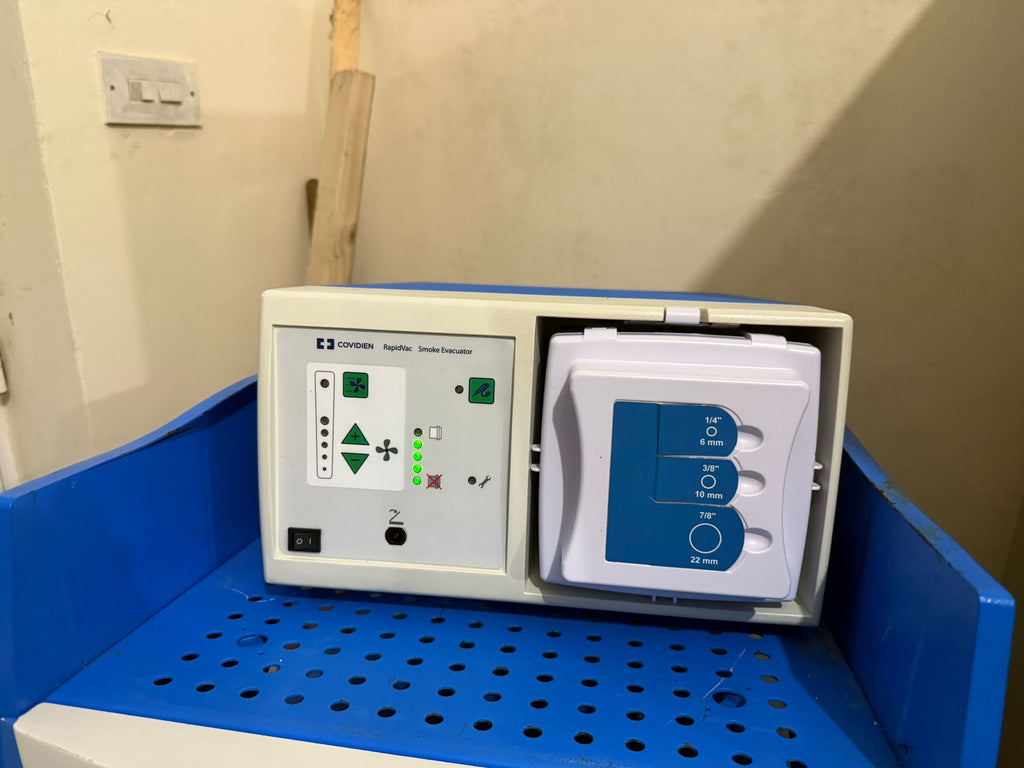 Covidien ForceTriad Energy Platform w/ RapidVac Smoke Evacuator & Cart – Tested