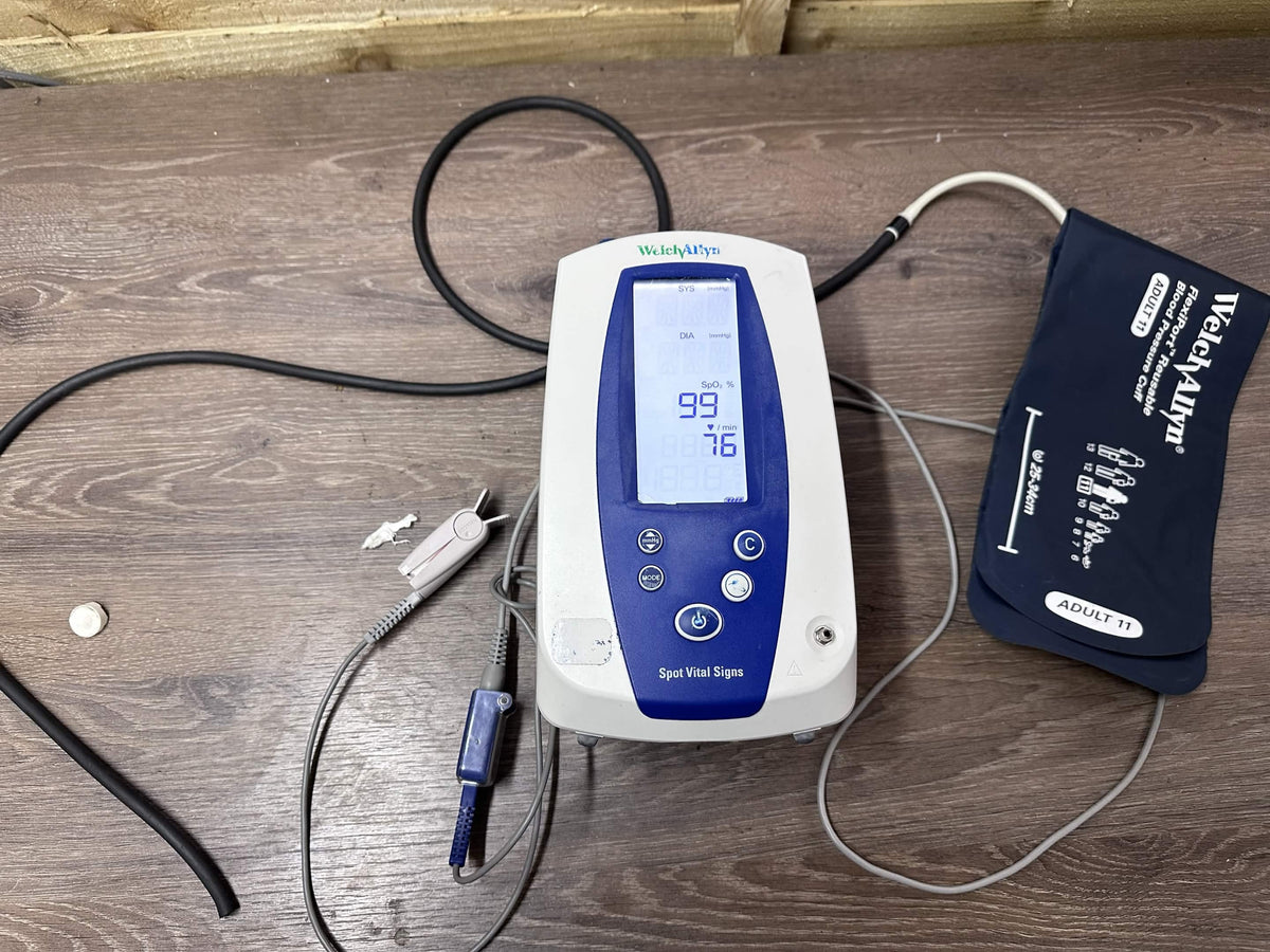 Welch Allyn Spot Vital Signs Patient Monitor with  power supply